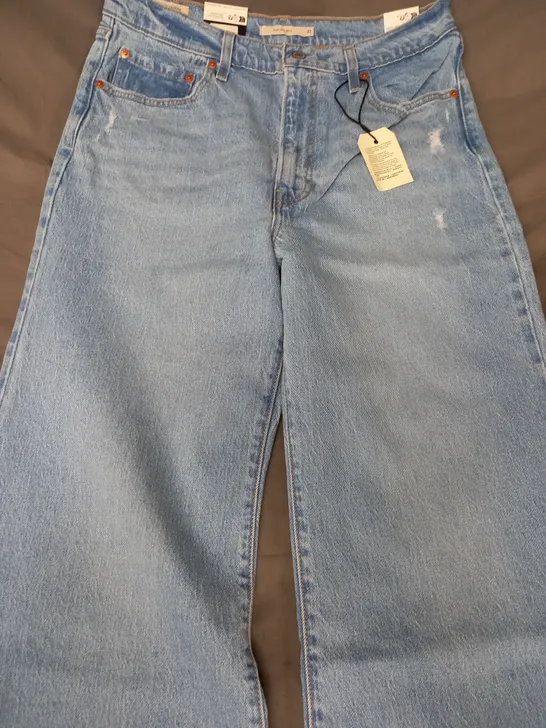 LEVI'S RIBCAGE BELL JEANS IN BLUE SIZE 31/32