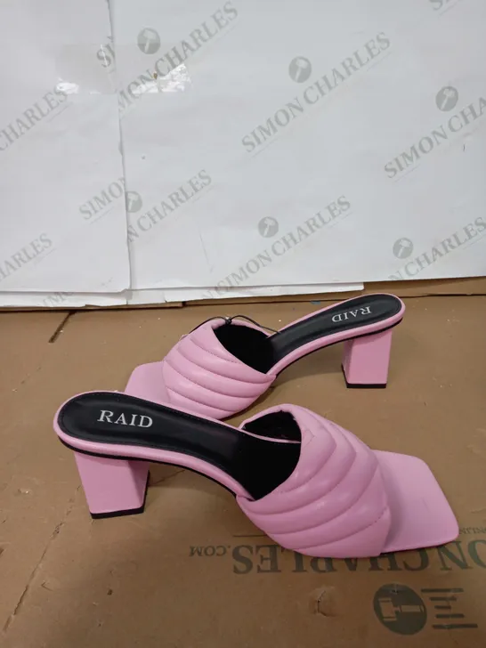 RAID PINK HEELS SIZE 9