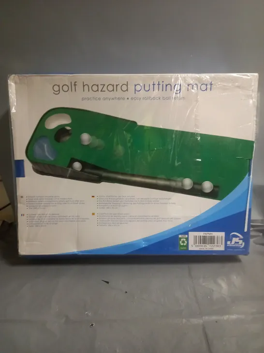 BOXED GOLF HAZARD PUTTING MAT 