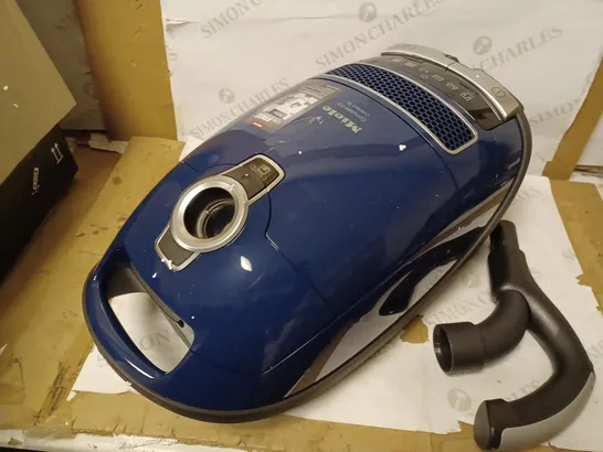 MIELE COMPLETE C3 VACUUM CLEANER