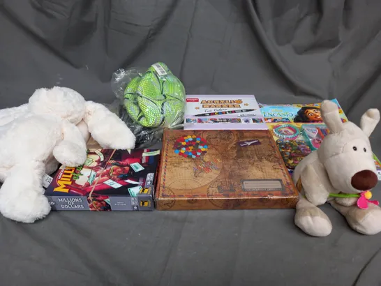 LARGE QAUNTIITY OF ASSORTED TOYS AND GAMES TO INCLUDE TEDDIES, BOARD GAMES AND FOOTBALL