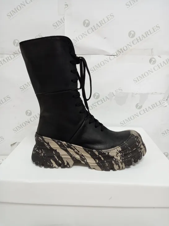 BOXED PAIR OF LOFINA GAS NERO HIGH PLATFORM HIGH RISE LACE BOOTS - EU 38