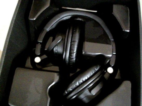 AUDIO-TECHNICA ATH-M50XBT WIRELESS OVER-EAR PORTABLE HEADPHONES - BLACK