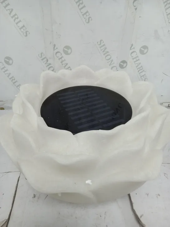 BOXED MY GARDEN STORIES LARGE LED LOTUS LIGHT
