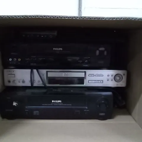 BOX OF DVD AND VIDEO PLAYERS INCLUDING PHILLIPS AND SONY 