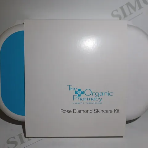 THE ORGANIC PHARMACY ROSE DIAMOND SKINCARE KIT