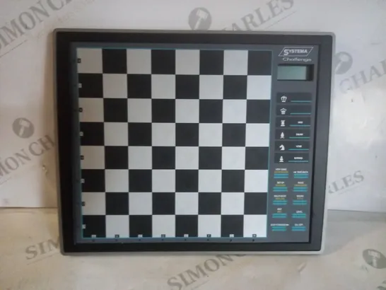 SYSTEMA CHALLENGE CHESS COMPUTER