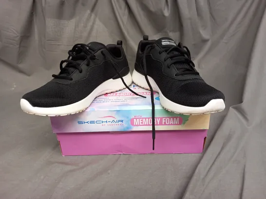 SKECHERS SKECH AIR TRAINERS IN BLACK SIZE 8