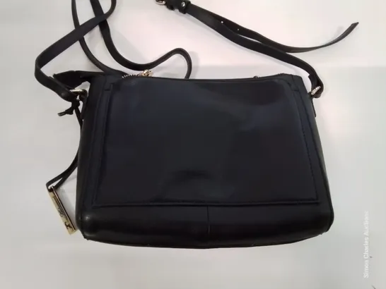 ASHWOOD GENUINE LEATHER HANDBAG IN BLACK