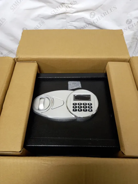 AMAZON BASICS SECURITY SAFE 