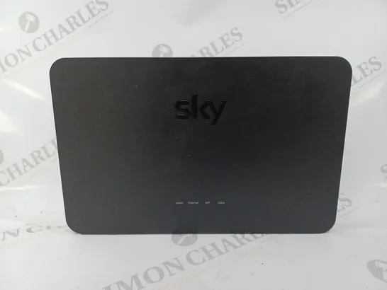 BOXED SKY SR 203 ROUTER WIFI SKY Q DUEL 