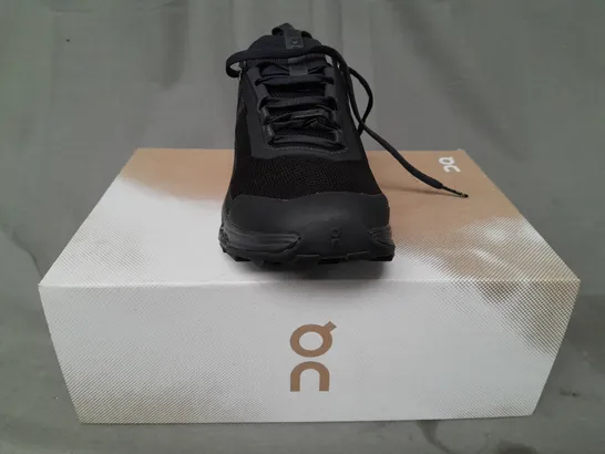 BOXED PAIR OF ON CLOUDULTRA 2 SHOES IN BLACK UK SIZE 5.5