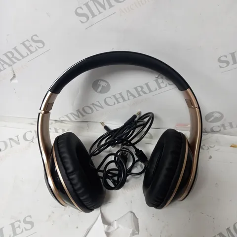 BLACK AND GOLD HEAD PHONES