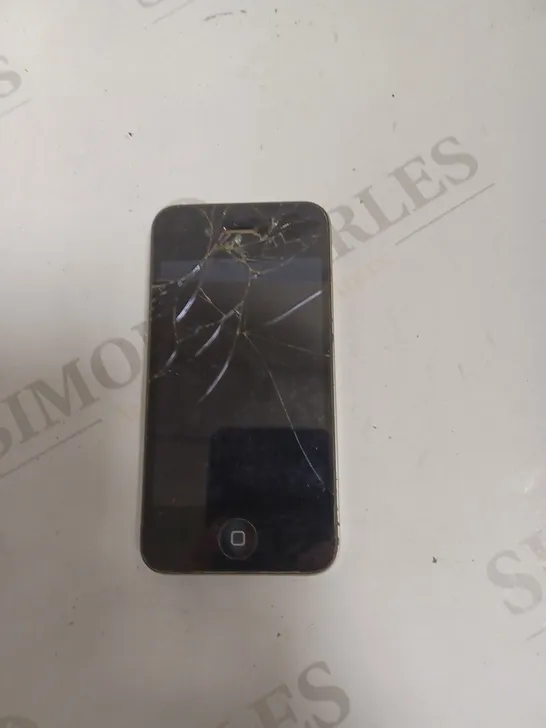 APPLE IPHONE 4 (A1332) SMARTPHONE 