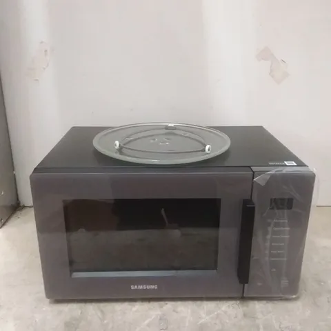 BOXED SAMSUNG 23L MICROWAVE OVEN