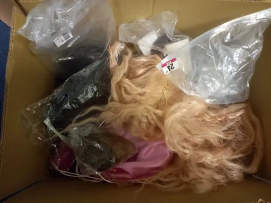 APPROXIMATELY 20 WIGS AND HAIR PIECES. ASSORTED COLOURS, SIZES AND STYLES