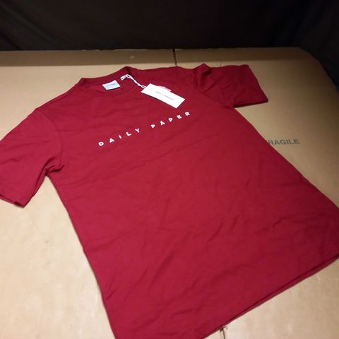 DAILY PAPER ALIAS TEE IN RED - S