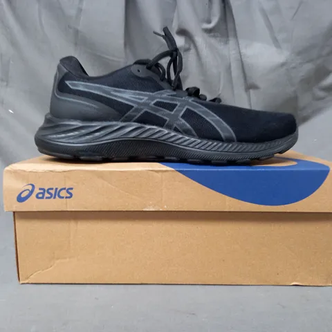 BOXED PAIR OF ASICS GEL-EXCITE 9 SHOES IN BLACK/CARRIER GREY UK SIZE 5.5