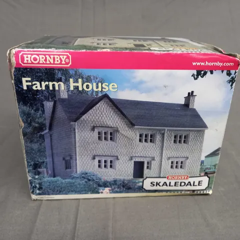 HORNBY SKALEDALE FARM HOUSE