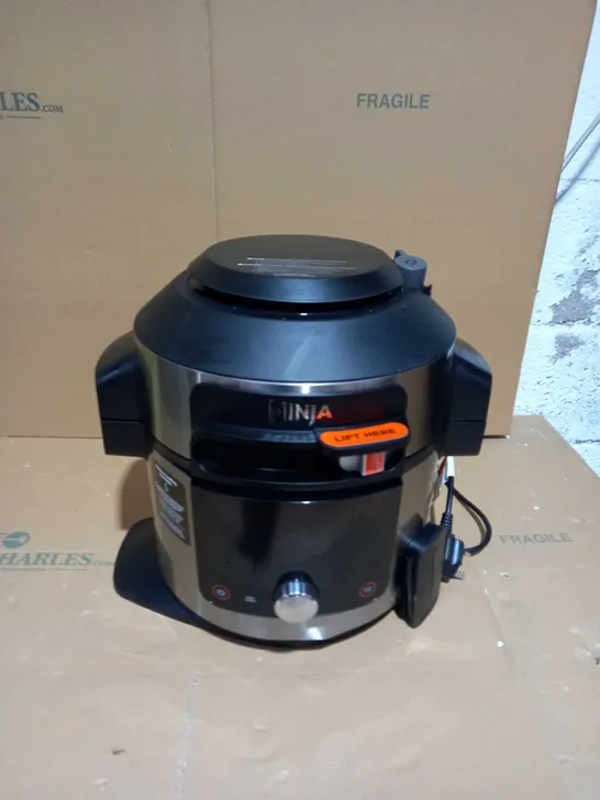 NINJA FOODI SMARTLID MULTI COOKER