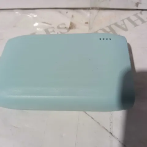 POWERBANK 10000MAH IN LIGHT BLUE