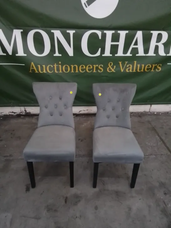 2 X DESIGNER GREY FABRIC BUTTON BACKED STUDDED DINING CHAIRS 