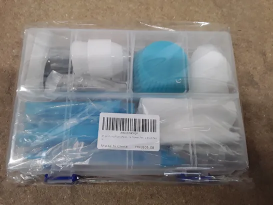 BOX CONTAINING 13 ICING PIPING KITS