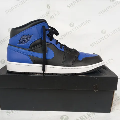 BOXED PAIR OF NIKE AIR JORDAN 1 MID SHOES IN BLUE/BLACK UK SIZE 11