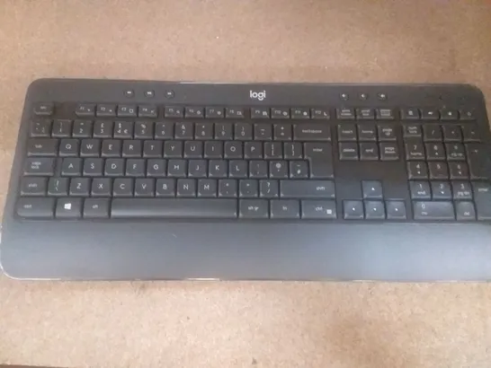 LOGITECH MK540 WIRELESS KEYBOARD