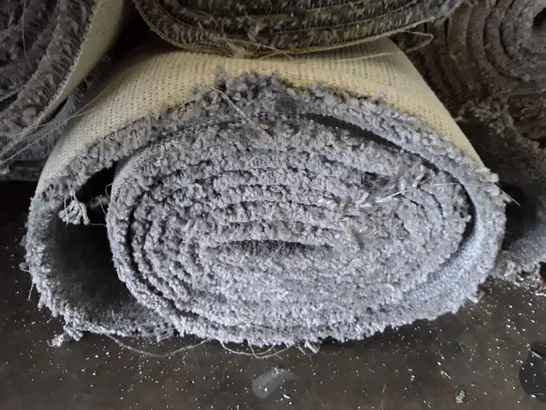 ROLL OF QUALITY GREY CARPET