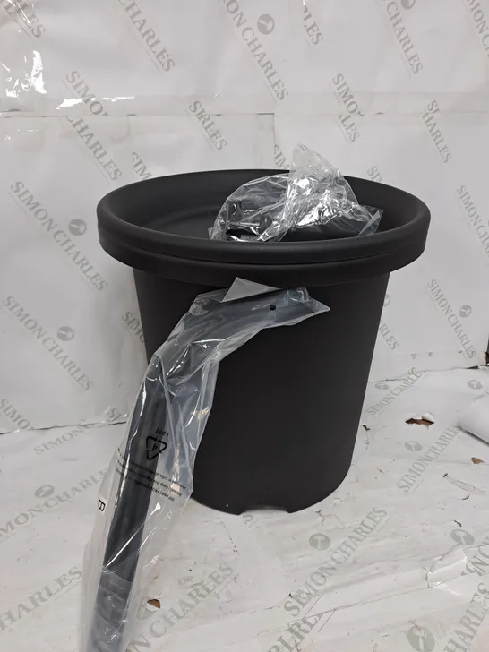 CASA FLORA TRELLIS PLANTER (BLACK 150cm)