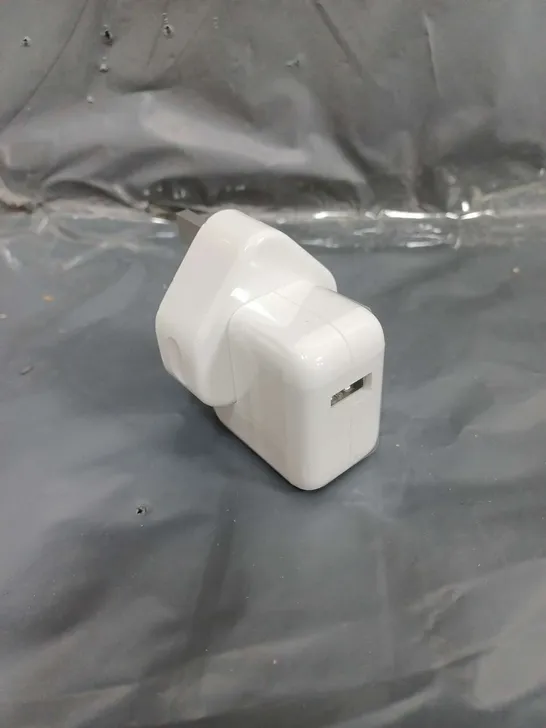 APPROXIMATELY 140 APPLE 10W USB CHARGER POWER ADAPTERS 