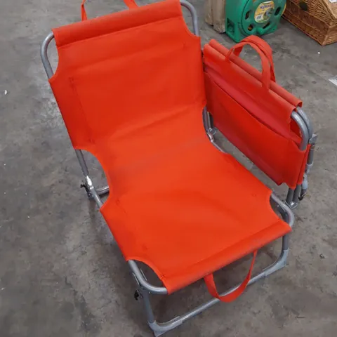 TWO FOLDING PICNIC CHAIRS RED CANVAS