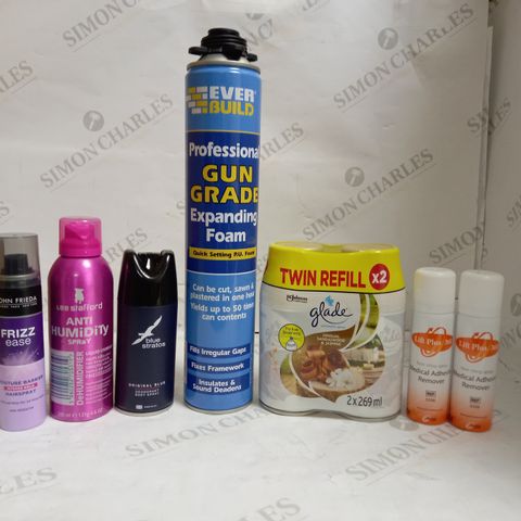 LOT OF APPROXIMATELY 25 ASSORTED AEROSOLS, TO INCLUDE HAIRSPRAY, EXPANDING FOAM, ETC - COLLECTION ONLY