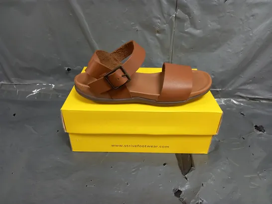 BOXED STRIVE LEATHER CARA SANDALS SIZE 6