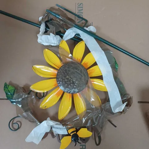 BOXED SOLAR SUNFLOWER WIND SPINNER