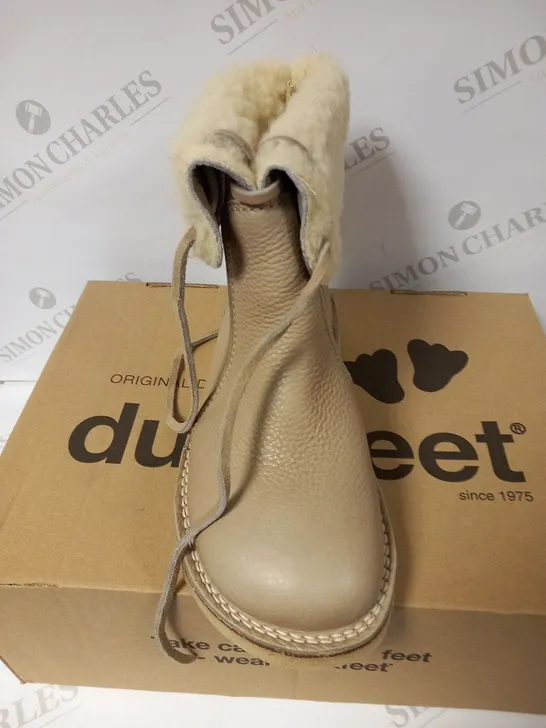 BOXED DUCKFEET ARHUS CREAM SIZE EU 38