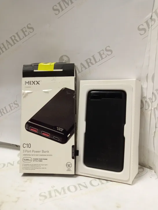 MIXX C10 3 PORT POWER BANK