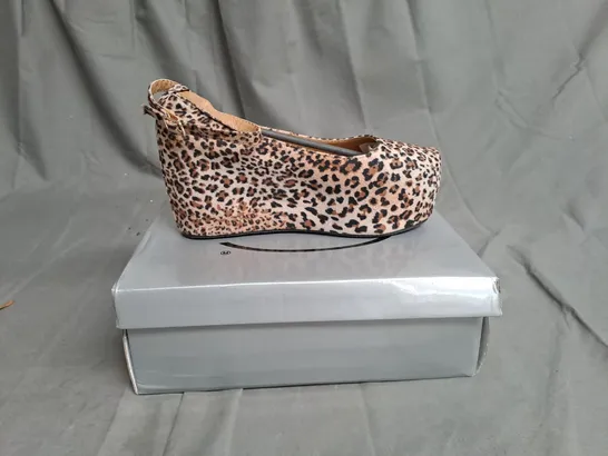 BOXED LOT OF 8 PAIRS OF LADIES CASANDRA PLATFORM SHOES