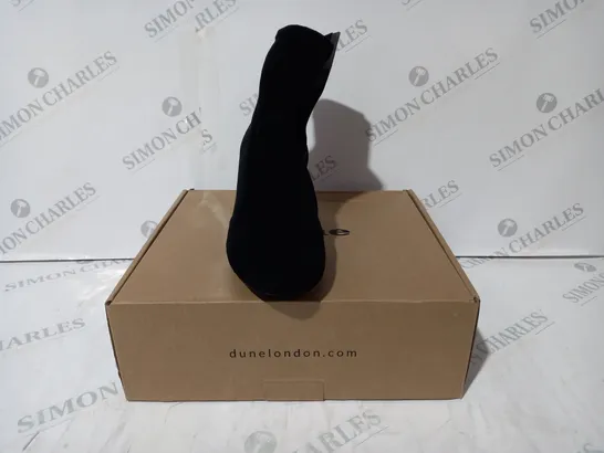 BOXED DUNE LONDON BLACK MICRO FIBRE JEWEL HEEL SHOES - SIZE 6