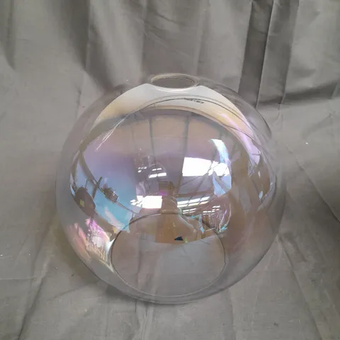 CORTONA PEARLESCENT GLOBE EASY FIT LIGHT SHADE