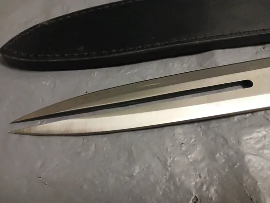 TWO POINTED 9" KNIFE IN SHEATH