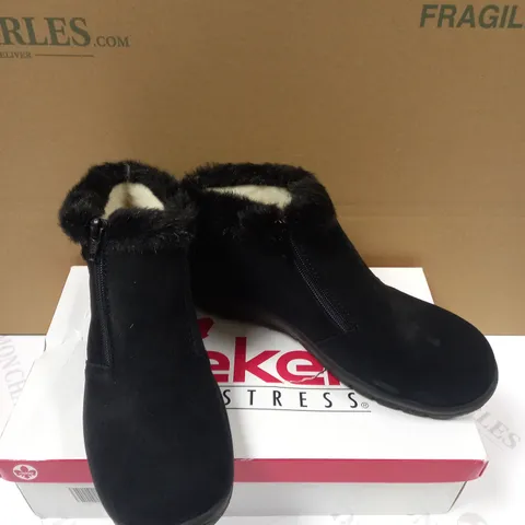 RIEKER CUFF ANKLE BOOTS BLACK - SIZE 6.5