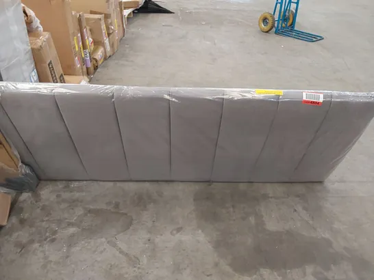 BAGGED THERESA UPHOLSTERED HEADBOARD // SIZE: 6FT SUPERKING 