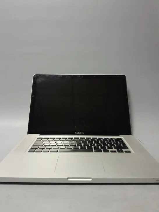 APPLE MACBOOK PRO - MODEL UNSPECIFIED 