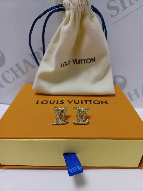 LOUIS VUITTON JEWEL LOGO EARRINGS 