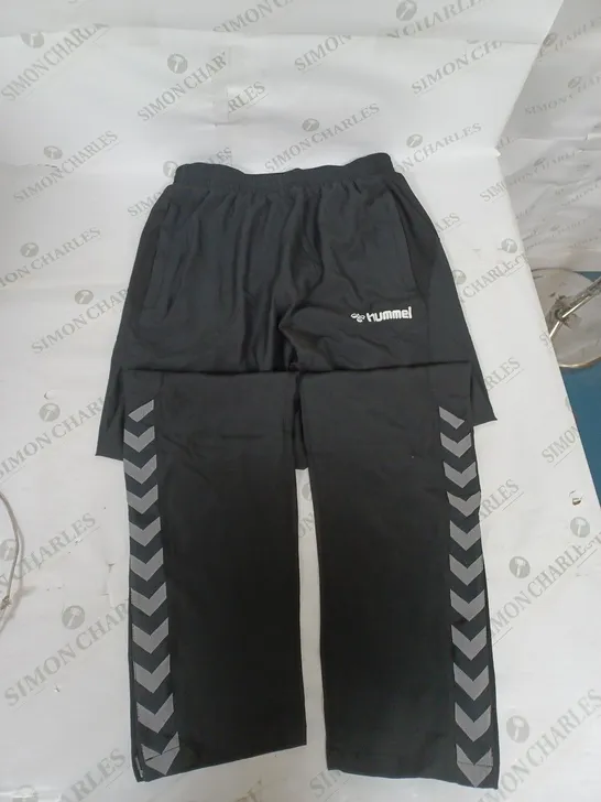 HUMMEL TRACKPANTS IN BLACK SIZE SMALL