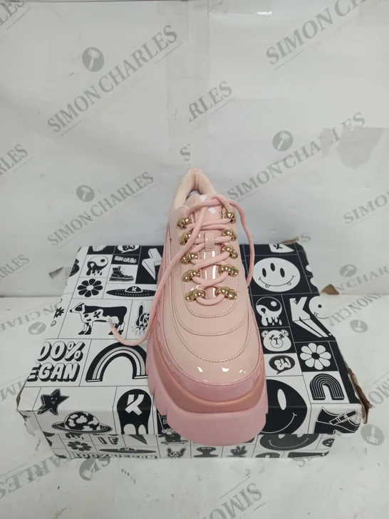 BOXED PAIR OF KOI FOOTWEAR CAKE SHOW BALLERINA PLATFORM SHOES IN PINK - SIZE 4