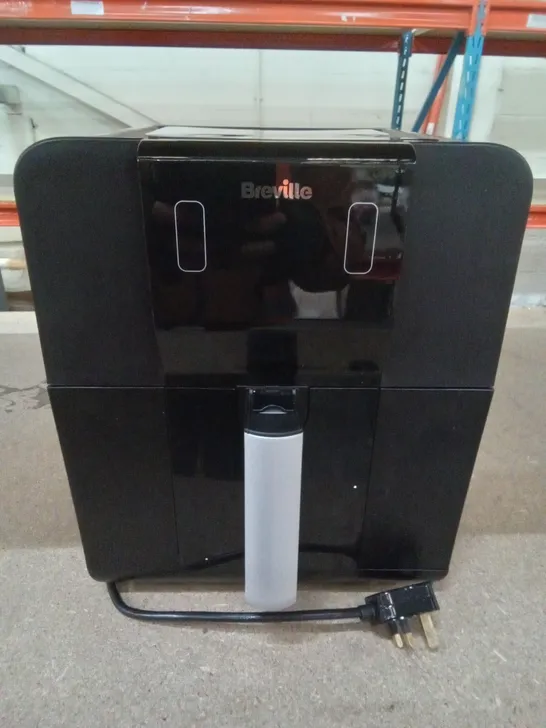 BOXED BREVILLE HALO AIR 5.5L DIGITAL AIR FRYER