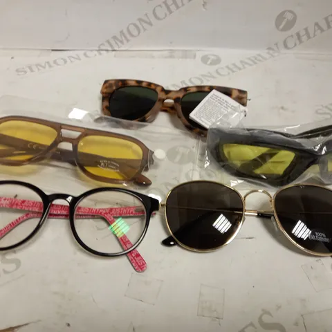 LOT OF APPROXIMATELY 15 ASSORTED EYEWEAR ITEMS, TO INCLUDE SPECTACLES, SUNGLASSES, CASES, ETC